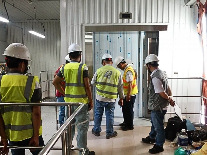 Tiến hành chạy thử thang máy không tải