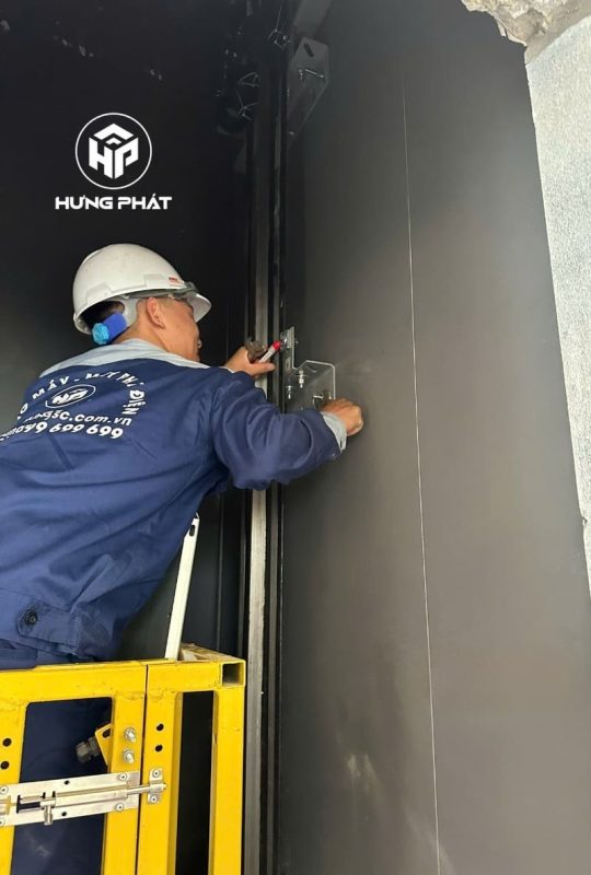 Hiệu quả vận hành của thang máy cáp kéo chịu ảnh hưởng lớn từ quá trình thi công và lắp đặt