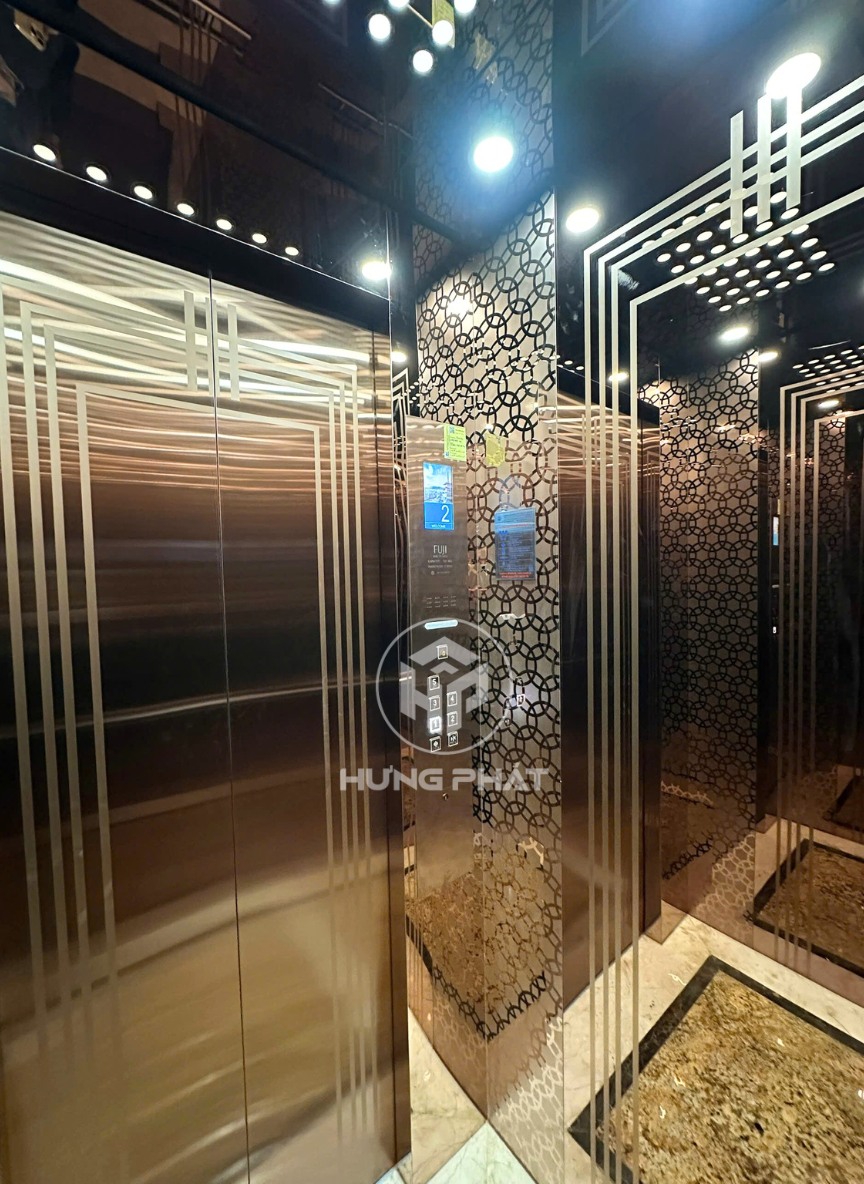 Bàn giao thang máy gia đình Fuji Nhật Bản tại Mễ trì (Hà Nội)