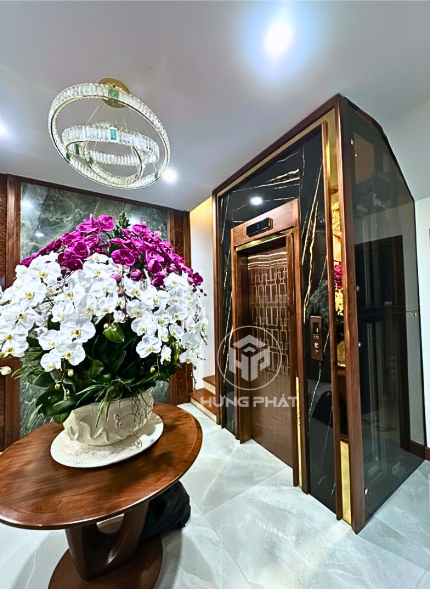 Bàn giao thang máy gia đình Fuji Nhật Bản tại Mễ trì (Hà Nội)