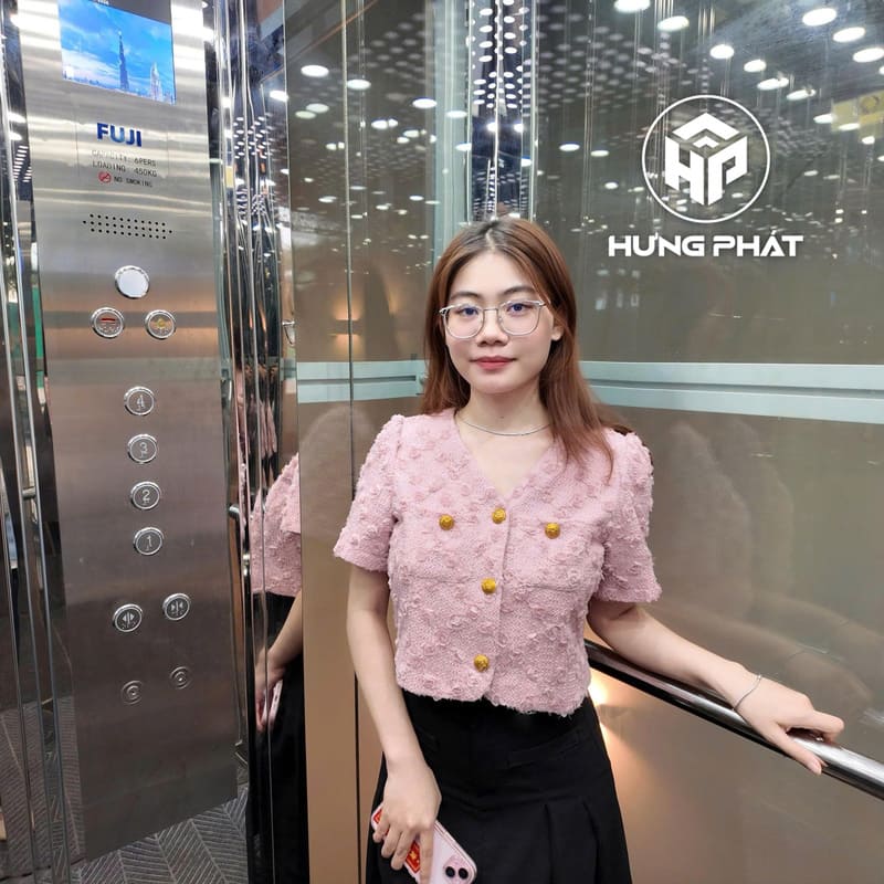Hoàn thiện thang máy kính nhập khẩu Fuji - Cụm CN Minh Khai, Hưng Yên 9 Một góc khác của thang kính nhập khẩu Fuji
